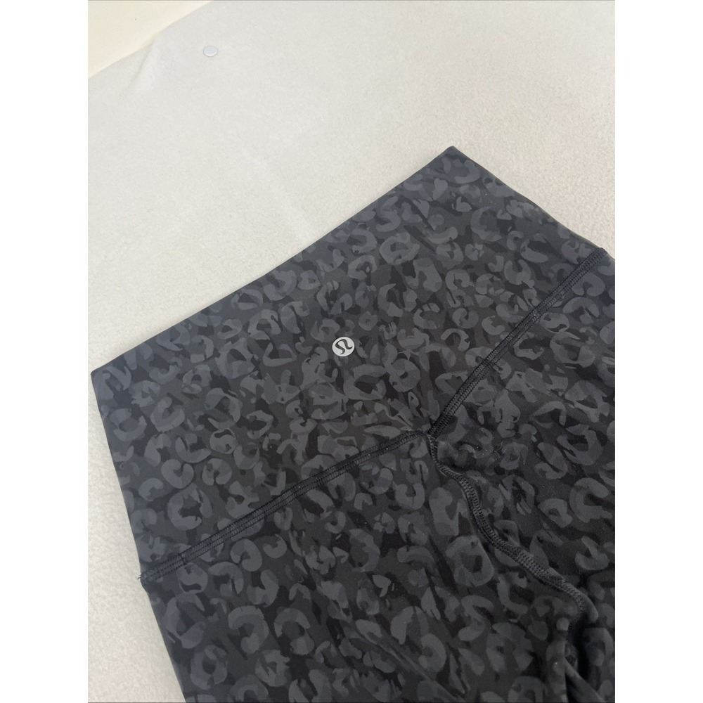 Lululemon Align High Rise Legging Pants Size 4 Black Camouflage 25”